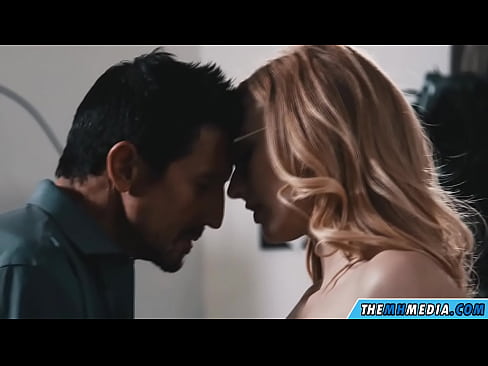 ❤️ Romantikong pakighilawas sa usa ka slutty blonde ❤❌ Fuck video sa amon ☑